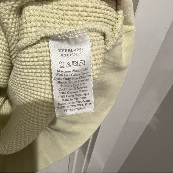 Everlane The Waffle-Knit Hoodie size L light yellow color - Picture 9 of 9